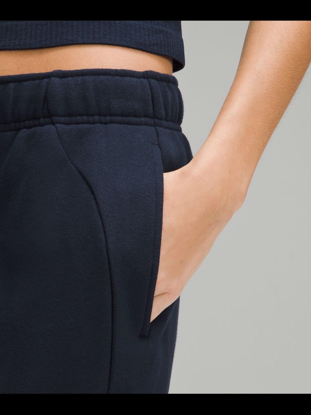 Worn Once! Lululemon Oversized Mid-Rise Scuba Jogger - True Navy, XS - Picture 5 of 14